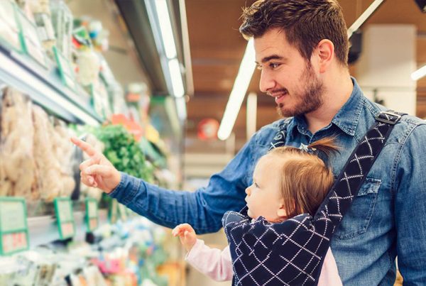 Millenial dad grocery shopping